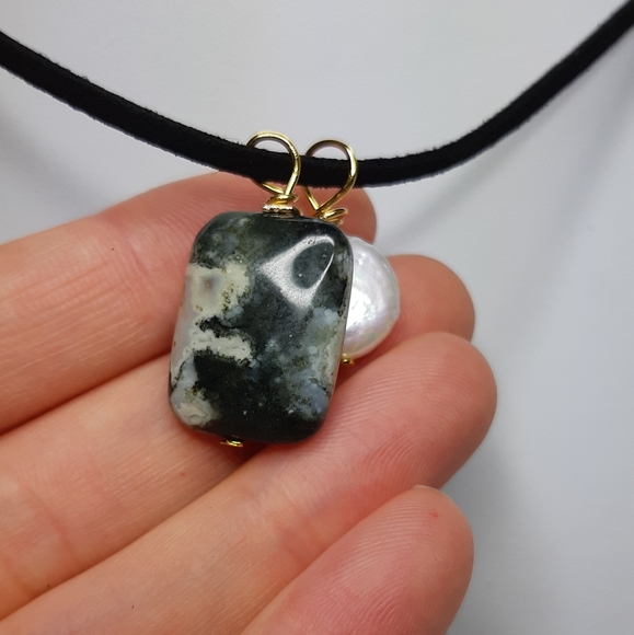 Dark Green Jasper and Genuine Coin Pearl Wire Wrap Necklace - Picture 5 of 8